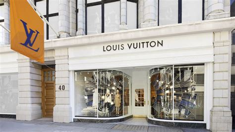 places that buy louis vuitton|louis vuitton in department stores.